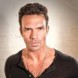 L'acteur et cascadeur Darren Shahlavi est d�c�d�