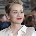 Sharon Stone rejoint Kaley Cuoco dans The Flight Attendant