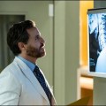 Une date, une bande-annonce et des photos pour la deuxime saison de Dr. Death