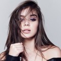 Hailee Steinfeld devient Emily Dickinson
