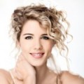 Emily Bett Rickards atteint sa cible