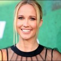 Anna Camp et 4 autres acteurs rejoignent Julie Bowen dans la s�rie Hysteria!