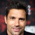 Manu Bennett poursuit l'aventure Arrow