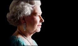 #022 - Elizabeth II, reine en sries