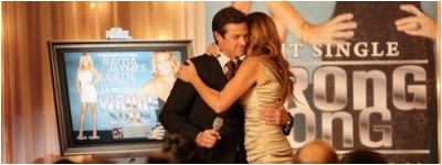 https://www.hypnoweb.net/photo/104/divers/ok/Acteurs/Connie_Britton/nashville/episodes/saison_1/s1e11.jpg