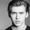 Hypnoweb Dempsey Bryk : biographie, carri�re et filmographie 