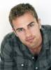 Hypnoweb Theo James : biographie, carri�re et filmographie 