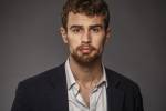 Hypnoweb Theo James : biographie, carri�re et filmographie 