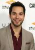 Hypnoweb Skylar Astin : biographie, carri�re et filmographie 