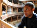 Hypnoweb Tomiwa Edun : biographie, carri�re et filmographie 
