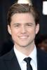 Hypnoweb Aaron Tveit : biographie, carri�re et filmographie 