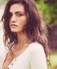 Hypnoweb Phoebe Tonkin  : biographie, carri�re et filmographie 