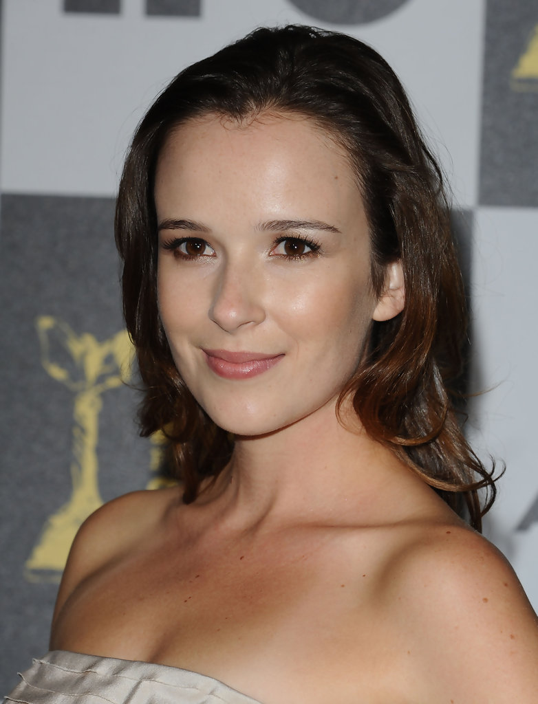 Claire Van Der Boom : biographie, carrière et filmographie | Hypnoweb