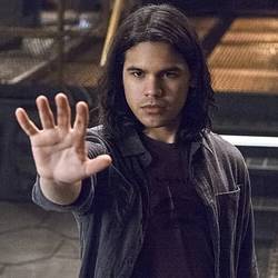 Photo de Cisco Ramon, personnage de la série Flash apparu dans DC's Legends of Tomorrow