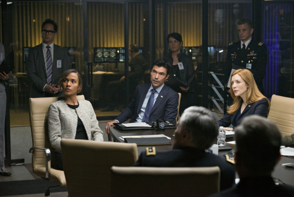 Claire Rayburn (Erica Luttrell), Harris Edwards (Ian Anthony Dale) et Grace Barrows 