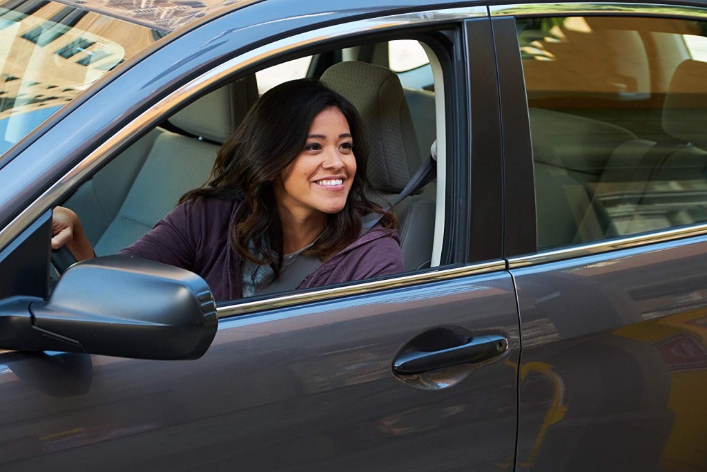 Alicia (Gina Rodriguez)