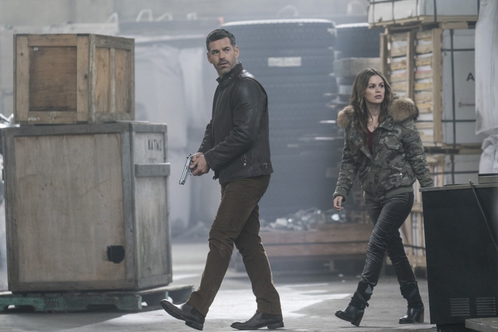 Sam Swift (Rachel Bilson) et Eddie Valetik (Eddie Cibrian) sont sur leurs gardes