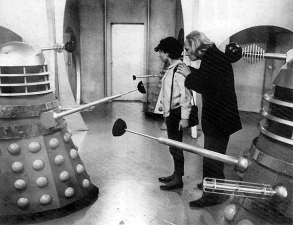 Le Docteur et Susan face aux Daleks