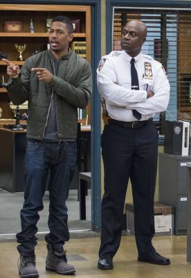 Marcus (	Nick Cannon) & Ray Holt (Andre Braugher)