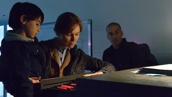 Elena (Amy Sloan), Samuel (Benjamin Meranda) & José Ramse (Kirk Acevedo)