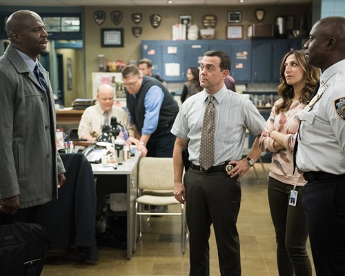 Terry Jeffords (Terry Crews), Charles Boyle (Joe Lo Truglio), Gina Linetti (Chelsea Peretti) & Ray Holt (Andre Braugher)