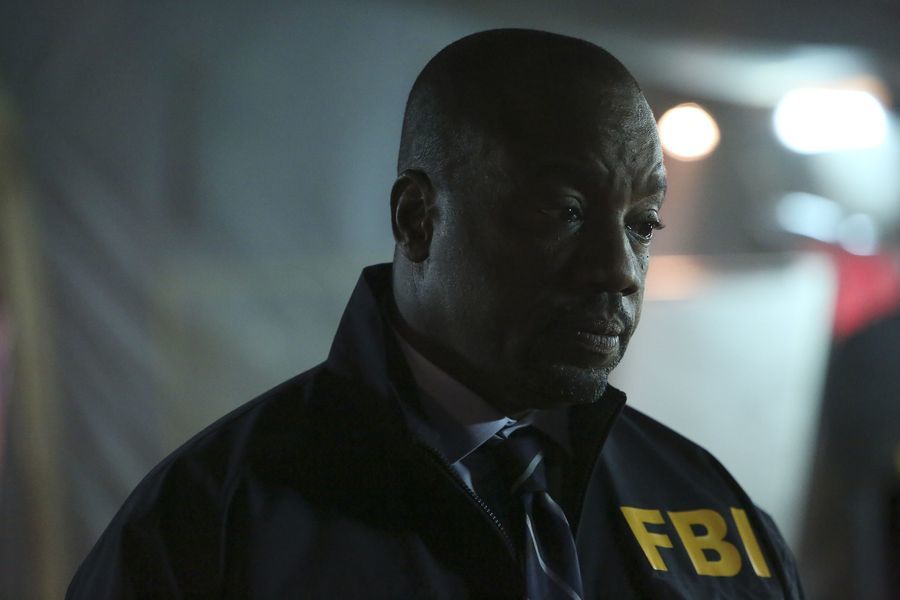 Jason Atwood (Malik Yoba) directeur-ajoint du FBI