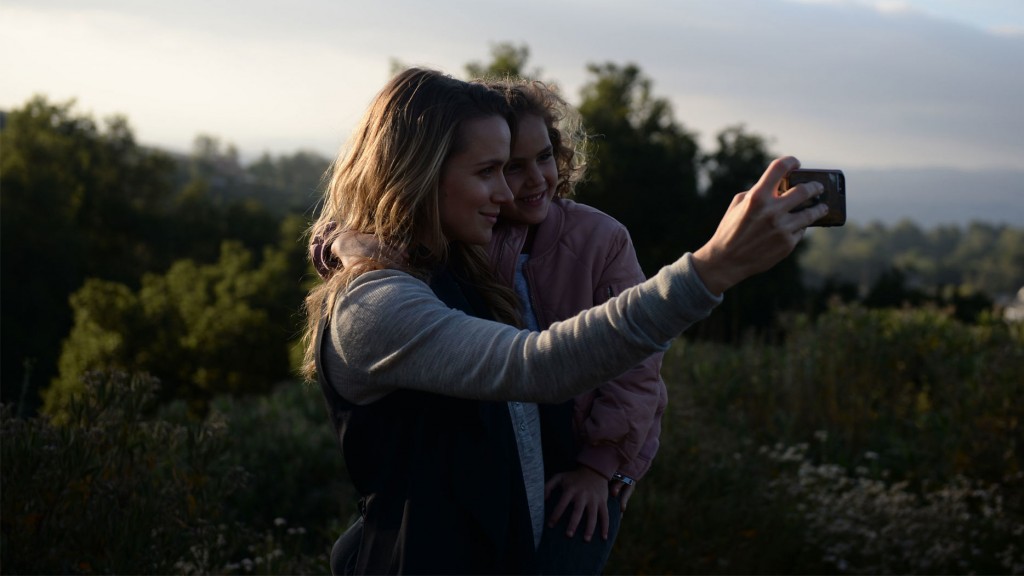 Selfie mère/fille avant que le soleil se couche