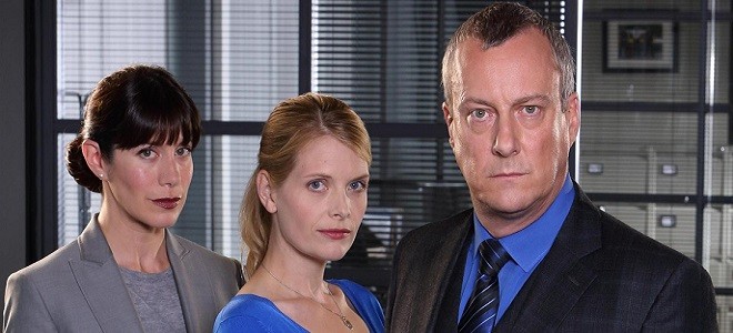 Bannire de la srie DCI Banks