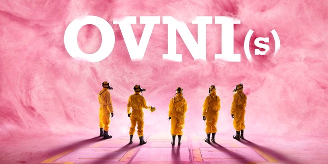 Bannière de la série OVNI(s)