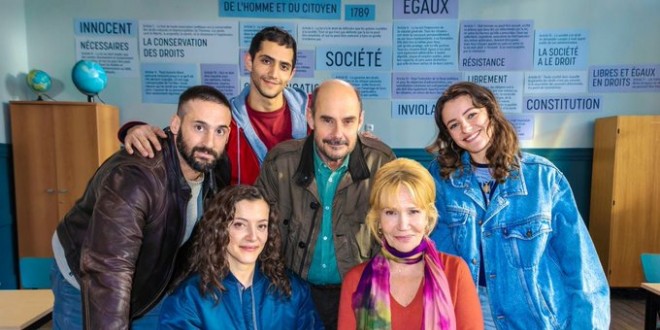 Banni�re de la s�rie Le dipl�me