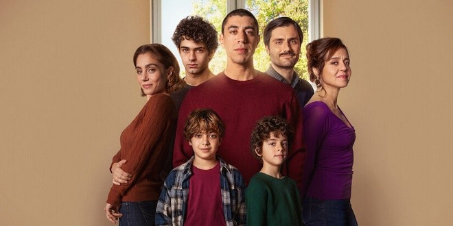 Bannière de la série Storia della mia Famiglia