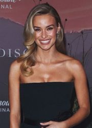 Elle Chapman