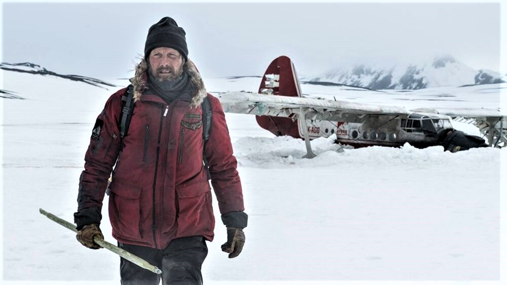 Mads Mikkelsen dans le film Arctic