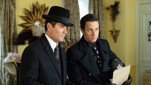 George Crabtree et William Murdoch discutent