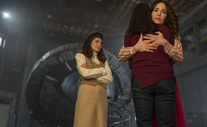 photo de Denise Lucy et Jiya dans Timeless