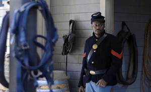 photo de Rufus en uniforme de l'Union dans Timeless