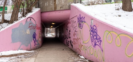 Le Pink Tunnel qui a servi de lieu de tournage au monologue d'Ilya dans Heated Rivalry