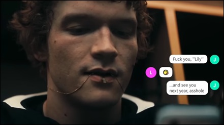 Ilya, sa chaine dans la bouche, &eacute;crit &agrave; Jane
