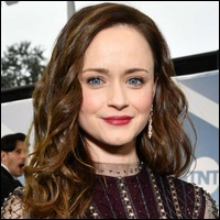 Alexis Bledel, actrice dans la série The Handmaid's Tale : La Servante écarlate.