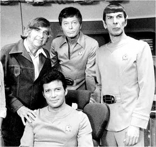 Gene Roddenberry et les acteurs de Star Trek le film
