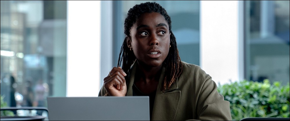 Lashana Lynch dans la srie The Day of the Jackal