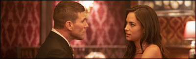 Leroy Jethro Gibbs (Austin Stowell) et “Lala” Dominguez (Mariel Molino) sont en mission d'infiltration - 1.06 NCIS : Origins