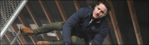 Tracker - 1.08 - Colter Shaw (Justin Hartley) dans une étrange position