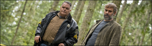 Alberg et un policier - 1.08 Season Finale - Murder In A Small Town