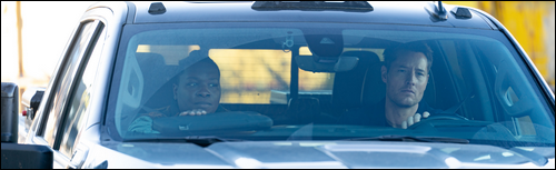 Randy (Chris Lee) et Colter (Justin Hartley) sont en voiture - Tracker 3.15